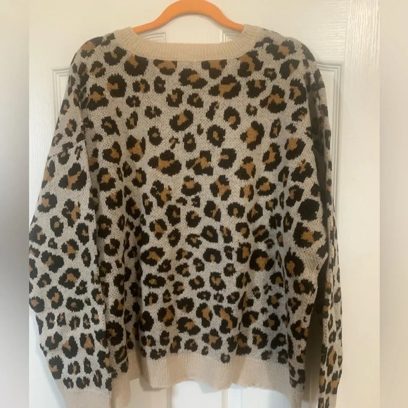 NWT-Knox Rose Leopard Print Sweater. 4X. - Picture 4 of 6